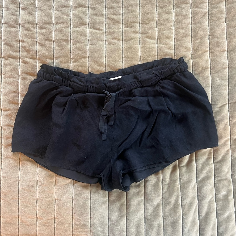 Women's ARITZIA Wilfred Montrouge Tie Crepe Shorts